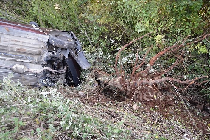 Τροχαίο ατύχημα το απόγευμα στην Καλαμπάκα - Άγιο είχε μια 50χρονη [photos] - Φωτογραφία 9
