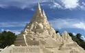 Το ψηλότερο κάστρο από άμμο στον κόσμο [video] - Φωτογραφία 2
