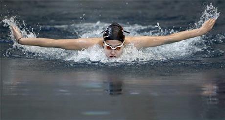Απίστευτο: Αδερφές κολυμβήτριες από τη Συρία κολύμπησαν τρεις ώρες για να φθάσουν στη Μυτιλήνη [photos] - Φωτογραφία 4