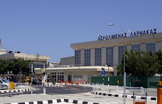 Κατέσχεσαν 40.000 ευρώ από επιβάτη στο αεροδρόμιο της Λάρνακας - Φωτογραφία 1