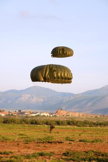 Απονομή Πτυχίων και Πτερύγων Αλεξιπτωτιστού ΣΒΕΑ - Φωτογραφία 2