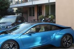 Θάμπωσε το εργαλείο της BMW i8 στο Πνευματικό Κέντρο Τρικάλων