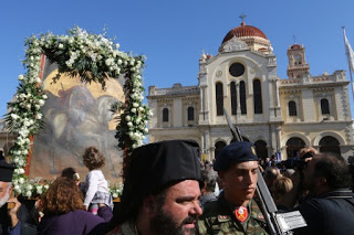 Με λαμπρότητα η γιορτή του Αγίου Μηνά – Πλήθος κόσμου τίμησε τον προστάτη της πόλης - Φωτογραφία 1