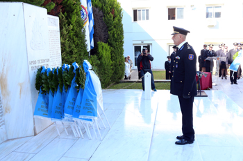 Τελετή για την ημέρα μνήμης πεσόντων πυροσβεστών παρουσία του αναπληρωτή Υπουργού Προστασιας του πολίτη [photos] - Φωτογραφία 3