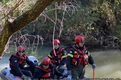 Τραγικός επίλογος: Βρήκαν τον 41χρονο πατέρα 5 παιδιών που έπεσε μεθυσμένος στο ποτάμι [photos]