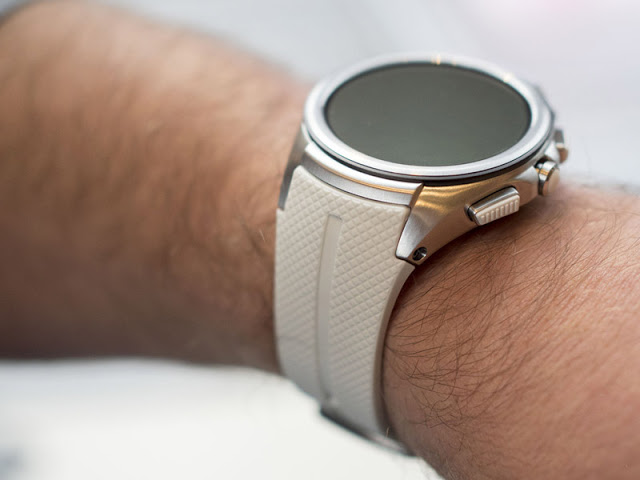 Τα έξυπνα ρολόγια Android Wear θα μπορούν τώρα να πραγματοποιούν κλήσεις - Φωτογραφία 2
