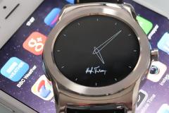 Τα έξυπνα ρολόγια Android Wear θα μπορούν τώρα να πραγματοποιούν κλήσεις