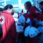 Ελληνικός Ερυθρός Σταυρός: Διανομή 650 κιτίων με ανθρωπιστικό υλικό σε πρόσφυγες και μετανάστες στο Κέντρο Φιλοξενίας Προσφύγων στον Ελαιώνα και το Γαλάτσι [photos] - Φωτογραφία 7