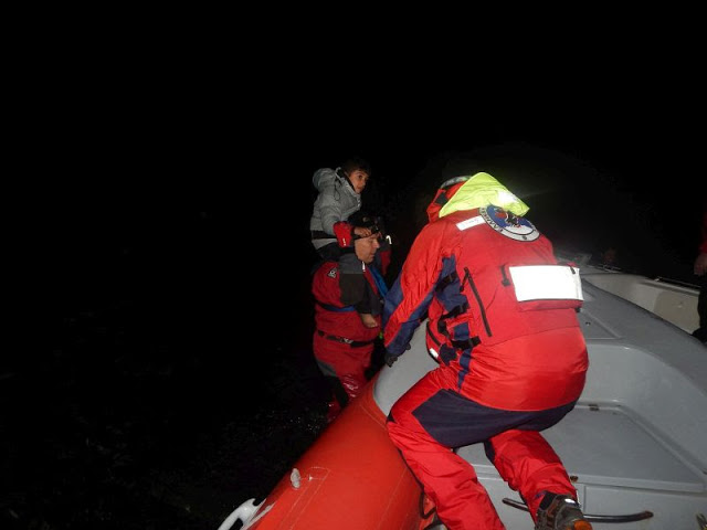Η Ελληνική Ομάδα Διάσωσης ενισχύει τις δυνάμεις της στη Λέσβο, τη Σάμο και την Κω για επιχειρήσεις έρευνας και διάσωσης - Φωτογραφία 5