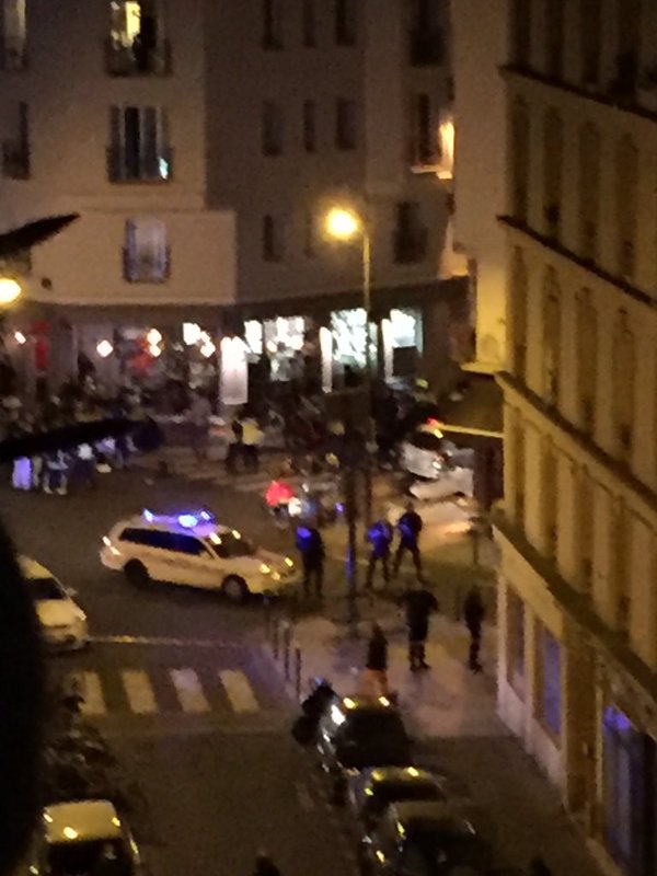 EKTAKTO: Μακελειό στο Παρίσι: Επίθεση με 4 νεκρούς και 7 τραυματίες [photos] - Φωτογραφία 3