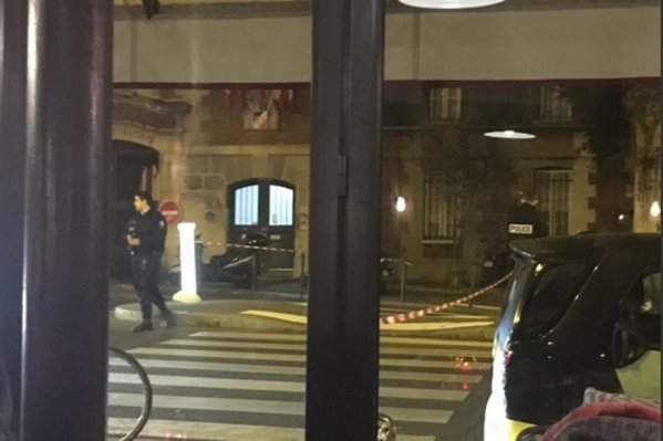 EKTAKTO: Μακελειό στο Παρίσι: Επίθεση με 4 νεκρούς και 7 τραυματίες [photos] - Φωτογραφία 5