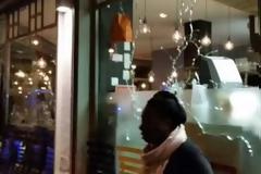 EKTAKTO: Μακελειό στο Παρίσι: Επίθεση με 4 νεκρούς και 7 τραυματίες [photos]
