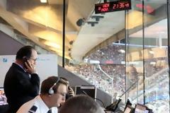Ωρα 21:36 Γαλλίας! Ο Ολάντ «παγώνει» στο προειδοποιητικό τηλεφώνημα για το «χτύπημα»