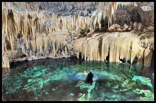 Και όμως είνα το ωραιότερο σπήλαιο του κόσμου και είναι ελληνικό - Φωτογραφία 1