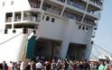Σχεδόν 5.000 πρόσφυγες αποβιβάστηκαν στο λιμάνι του Πειραιά