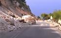 Απίστευτες εικόνες καταστροφής από τον σεισμό που σάρωσε τη Λευκάδα... [photos]