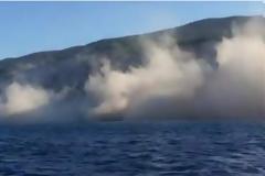 ΣΥΓΚΛΟΝΙΣΤΙΚΟ - βίντεο: Η ώρα σεισμού στους Εγκρεμνούς Λευκάδας [video]