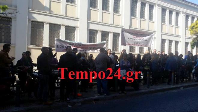 Πάτρα: Οι συμβασιούχοι φύλακες μουσείων ζητούν προκήρυξη μόνιμων θέσεων - Διαμαρτυρία στην Αθήνα στον Υπουργό Πολιτισμού - Φωτογραφία 3