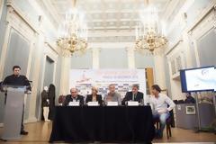 «ΚΑΛΩΣ ΗΡΘΑΤΕ ΣΤΟΝ ΠΕΙΡΑΙΑ» (PHOTOS)