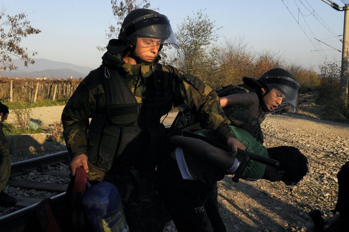Κλείνουν όλοι τα σύνορα..Μεγάλος κίνδυνος για την Ελλάδα [photos] - Φωτογραφία 2