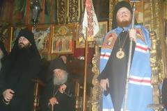 7455 - Φωτογραφίες από την Αγρυπνία που τελείται αυτή την ώρα στην Ιερά Μονή Δοχειαρίου Αγίου Όρους