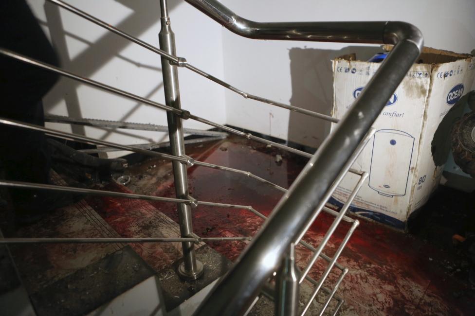 ΠΡΟΣΟΧΗ ΣΚΛΗΡΕΣ ΕΙΚΟΝΕΣ: Φρίκη μέσα από το ξενοδοχείου του Μάλι - Αίματα και σφαίρες παντού - Φωτογραφία 8