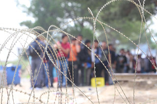 Ασφυξία στον καταυλισμό προσφύγων στην Ειδομένη - Φωτογραφία 1