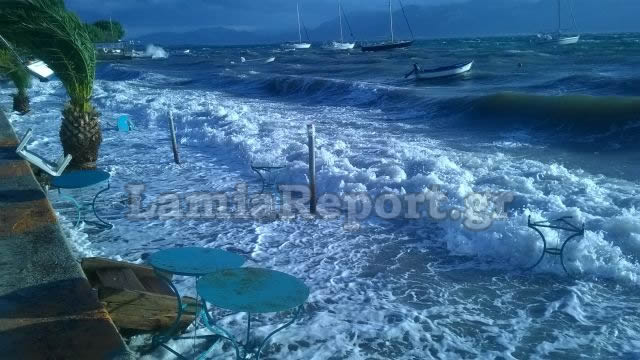 Ράχες: Έβγαλε σκάφη στη στεριά ο νοτιάς [photo+video] - Φωτογραφία 3