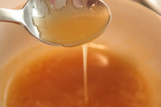 Εσείς ξέρετε τι πραγματικά συμβαίνει όταν κρυσταλλώνει το μέλι σας; - Φωτογραφία 1
