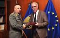Συνάντηση ΑΝΥΕΘΑ Δημήτρη Βίτσα με Διοικητή Χερσαίων Δυνάμεων της Σερβίας - Φωτογραφία 1