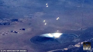 Απίστευτο! Επιβάτης αεροπλάνου κατέγραψε UFO! [photos] - Φωτογραφία 1