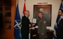Συνάντηση Αρχηγού ΓΕΕΘΑ με τον Διοικητή Χερσαίων Δυνάμεων της Σερβίας - Φωτογραφία 3