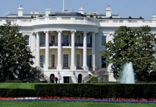 Συναγερμός στον Λευκό Οίκο - Αγνωστος επιχείρησε να πηδήξει τον φράχτη [photos] - Φωτογραφία 1