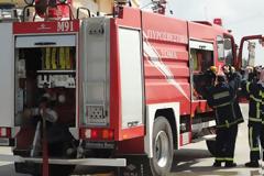 Στις φλόγες συσκευαστήριο φρούτων στον Αγ. Σπυρίδωνα Άρτας [photos]
