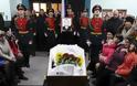 ΣΥΓΚΙΝΗΣΗ: Κηδεύτηκε ο Ρώσος πεζοναύτης που σκοτώθηκε στη Συρία [photos] - Φωτογραφία 5