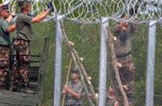 Φράχτη στα σύνορα με την Ελλάδα υψώνει ο στρατός των Σκοπίων - Φωτογραφία 1