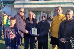 Φιλανθρωπικός Αγώνας Ποδοσφαίρου μεταξύ της ομάδας των παλαιμάχων της ΑΕΚ και την ομάδας «ΔΗΜΟΣΘΕΝΗΣ» του Δικηγορικού Συλλόγου Αθηνών