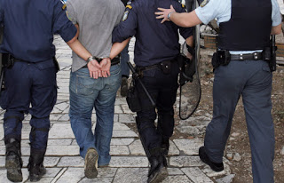 Συνελήφθησαν τρείς (3) ημεδαποί για εμπορία ναρκωτικών στις Αχαρνές - Φωτογραφία 1