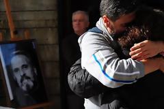 Τα συγκλονιστικά λόγια του συντρόφου του Μηνά Χατζησάββα στον τελευταίο αποχαιρετισμό... [photos]