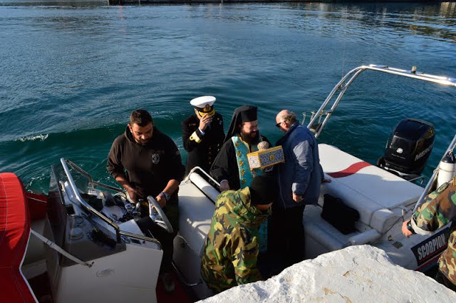 Υποδοχή Τιμίας Χειρός Μ. Βασιλείου στο Ναυσταθμο Σαλαμίνας - Φωτογραφία 2