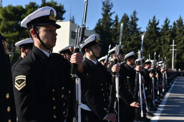 Παρουσία ΥΕΘΑ Πάνου Καμμένου στην ορκωμοσία ναυτών της 2015 ΣΤ ΕΣΣΟ - Φωτογραφία 11