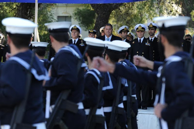 Παρουσία ΥΕΘΑ Πάνου Καμμένου στην ορκωμοσία ναυτών της 2015 ΣΤ ΕΣΣΟ - Φωτογραφία 3