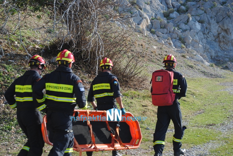 Βαράσοβα: Διάσωση δυο ορειβατών κάτω από δύσκολες συνθήκες στην άσκηση της 6ης ΕΜΑΚ [photos+video] - Φωτογραφία 13