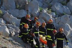 Βαράσοβα: Διάσωση δυο ορειβατών κάτω από δύσκολες συνθήκες στην άσκηση της 6ης ΕΜΑΚ [photos+video]