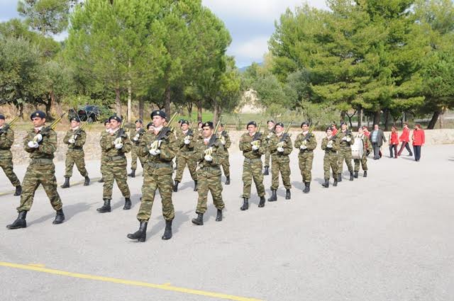 ΤΕΛΕΤΗ ΟΡΚΩΜΟΣΙΑΣ ΟΠΛΙΤΩΝ ΤΗΣ 2015 ΣΤ΄ ΕΣΣΟ ΣΤΟ ΣΤΡΑΤΟΠΕΔΟ ''ΠΑΠΑΦΛΕΣΣΑ'' ΚΑΛΑΜΑΤΑΣ - Φωτογραφία 9