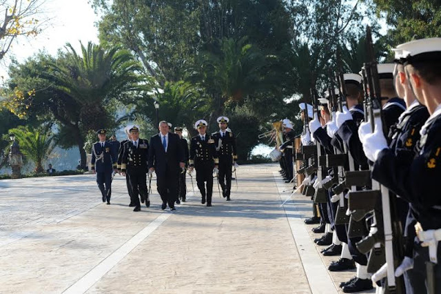 Παρουσία ΥΕΘΑ Πάνου Καμμένου στις εκδηλώσεις για τον εορτασμό του Αγίου Νικολάου Προστάτη του Πολεμικού και Εμπορικού Ναυτικού - Φωτογραφία 4