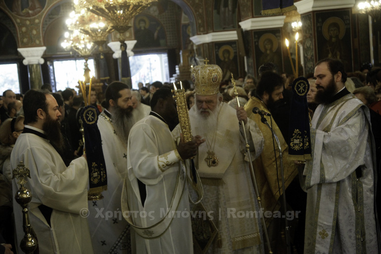 Δάκρυσε ο Αρχιεπίσκοπος στη χειροτονία Αφρικανού κληρικού - Φωτογραφία 4