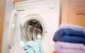 Έτσι μπορείτε να καθαρίσετε πανεύκολα το λάστιχο του πλυντηρίου σας