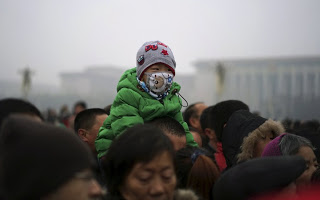 Σε πολιορκία νέφους το Πεκίνο - Φωτογραφία 1