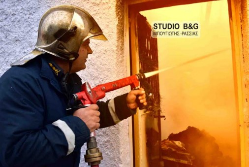 Ναύπλιο: Κάηκε ολοσχερώς οικία στην νέα Τίρυνθα [photos] - Φωτογραφία 2